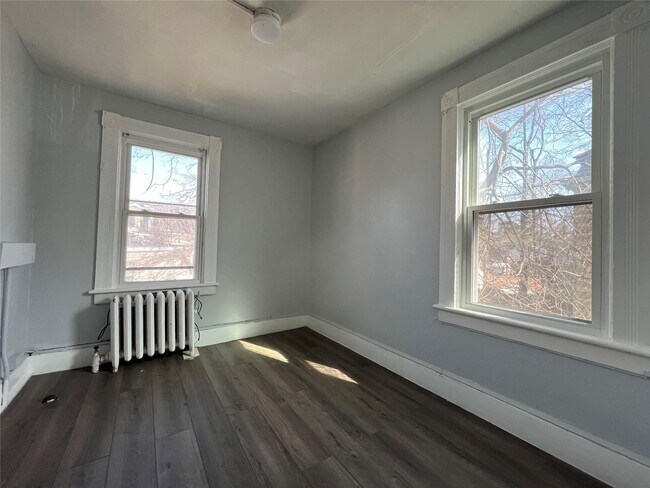 14 Hooker Ave in Poughkeepsie, NY - Building Photo - Building Photo