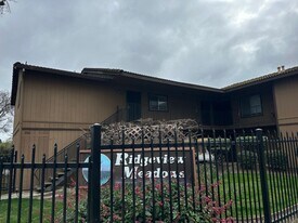 12 S Parsons Ave in Merced, CA - Building Photo