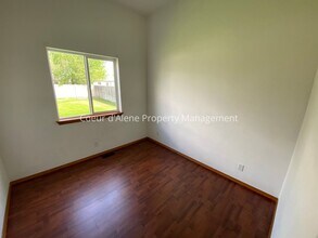 2541 W Apperson Dr in Coeur d'Alene, ID - Building Photo - Building Photo