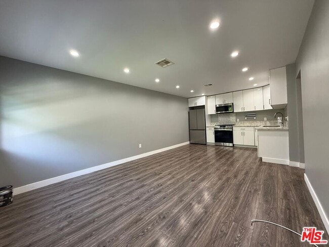 6632 Coldwater Canyon Ave in Los Angeles, CA - Building Photo - Building Photo