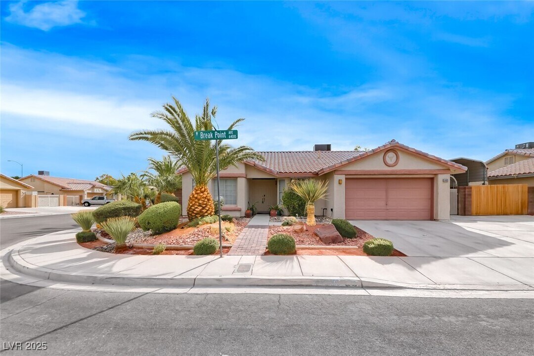 6405 Break Point Ave in Las Vegas, NV - Building Photo