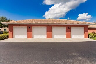 27490 Palmesta Circle in Bonita Springs, FL - Building Photo - Building Photo