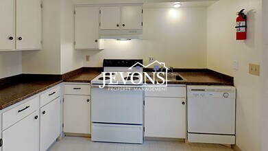 1115 S 41st Ave in Yakima, WA - Building Photo - Building Photo