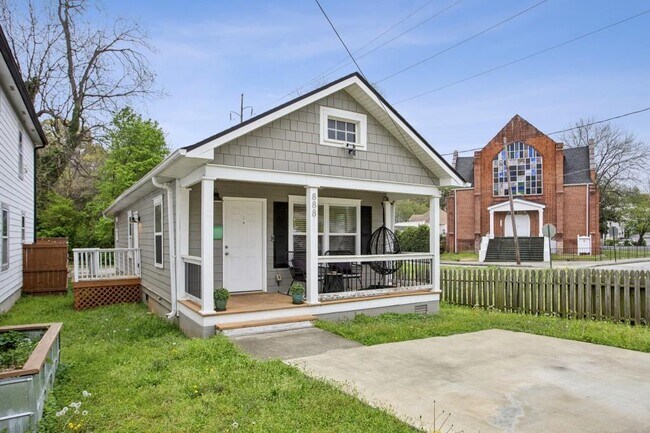 888 Hubbard St SW in Atlanta, GA - Building Photo - Building Photo