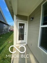 15713 Harvester Cir W in Noblesville, IN - Building Photo - Building Photo