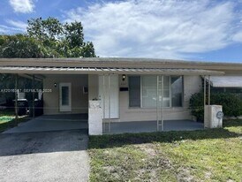 2201 N 57th Ave in Hollywood, FL - Building Photo