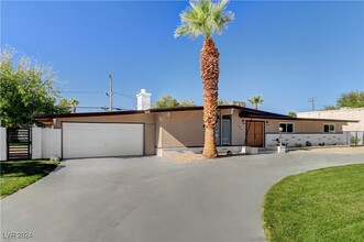 1799 Valley Dr in Las Vegas, NV - Building Photo - Building Photo