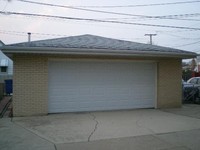 5824 W 79th St in Burbank, IL - Foto de edificio - Building Photo