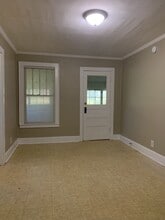 517 Willow St in Florence, AL - Building Photo - Building Photo