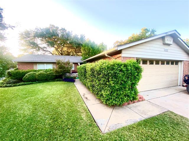 property at 2809 Olympia Dr