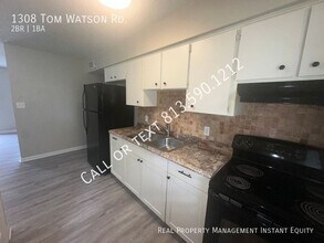 1308 Tom Watson Rd in Lakeland, FL - Building Photo - Building Photo
