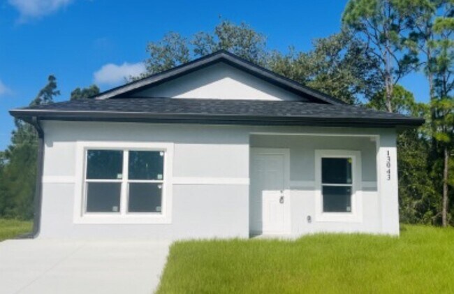 13043 Appleby Dr in Punta Gorda, FL - Building Photo - Building Photo