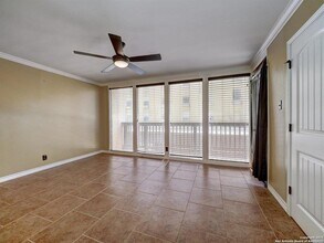 15002 Windward Dr in Corpus Christi, TX - Building Photo - Building Photo