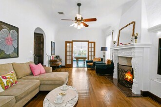 414 Lake Shore Dr in West Palm Beach, FL - Building Photo - Building Photo
