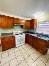 2 Walker St in Quincy, MA - Building Photo - Building Photo