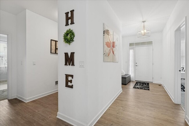 5 Lake Vista Ct in Lake Villa, IL - Building Photo - Building Photo