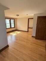 174 Dixon St, Unit 174 Dixon St Unit 2 in Madison, WI - Building Photo
