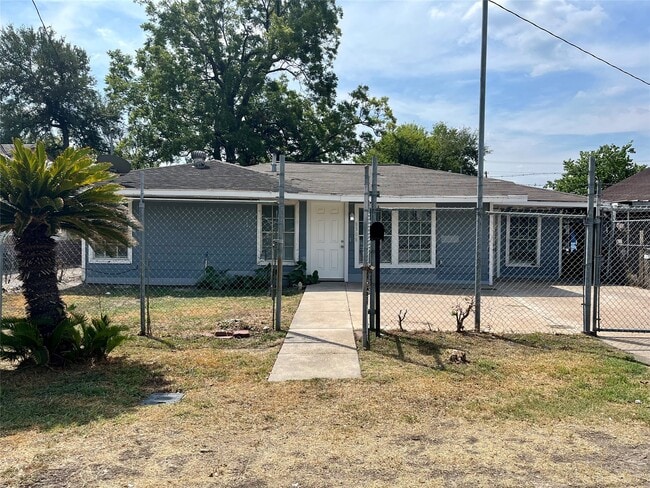 8308 John St in Houston, TX - Building Photo - Building Photo