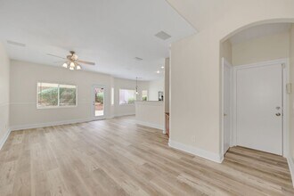 8953 Tom Noon Ave in Las Vegas, NV - Building Photo - Building Photo
