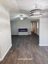 577 Bevers Ln in Valley View, TX - Building Photo - Building Photo