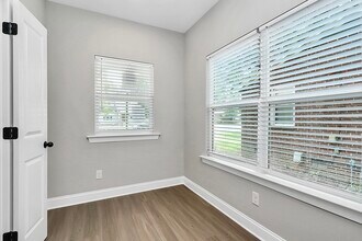 2732 Catalina Ave in Charlotte, NC - Building Photo - Building Photo