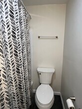 39 Miller Ave in London, OH - Building Photo - Building Photo