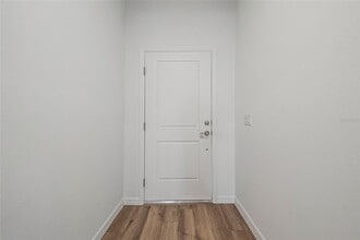 434 Eventide Ave in Mascotte, FL - Building Photo - Building Photo