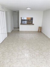 1337 NW 1st St-Unit -10 in Miami, FL - Building Photo - Building Photo
