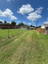 5006 Ridgeway Dr in Houston, TX - Building Photo - Building Photo