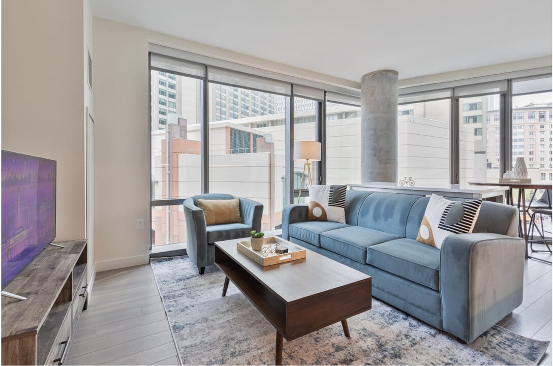 30 Dalton St in Boston, MA - Building Photo