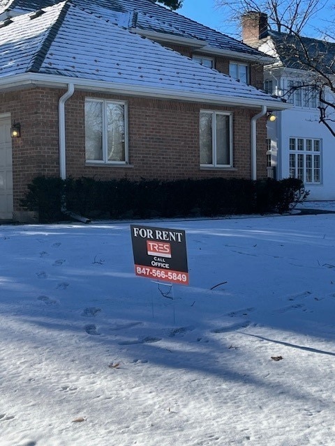 537 E Center Ave in Lake Bluff, IL - Building Photo - Building Photo