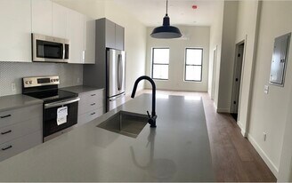 217 Essex St, Unit #503 in Salem, MA - Building Photo