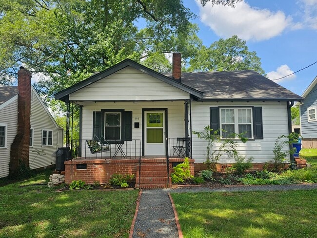 property at 503 N Maple St