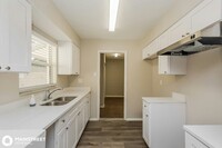 8807 Spruce Ln in Tampa, FL - Building Photo - Building Photo