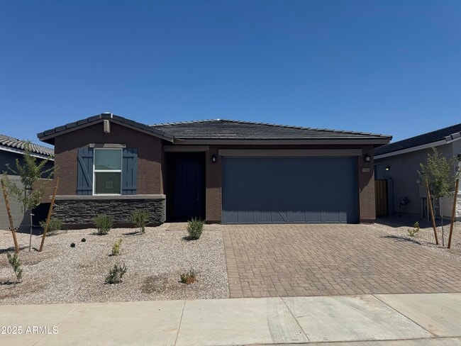 property at 17586 W Monroe St
