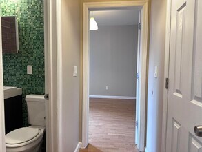 160 Vroom St in Jersey City, NJ - Building Photo - Building Photo