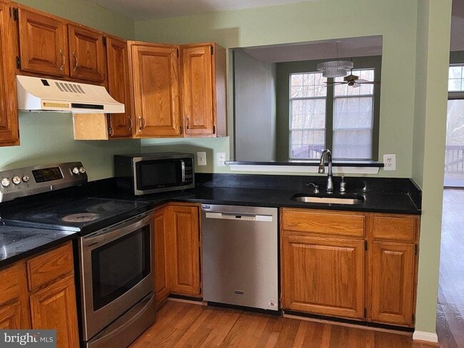 14171 Furlong Way in Germantown, MD - Building Photo - Building Photo