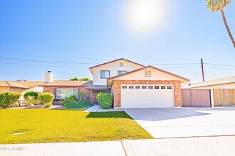 2547 W Naranja Ave in Mesa, AZ - Building Photo - Building Photo