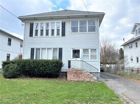 105 Helen St in Binghamton, NY - Building Photo