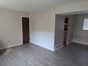 127 Bonnymede Rd in Pueblo, CO - Building Photo - Building Photo