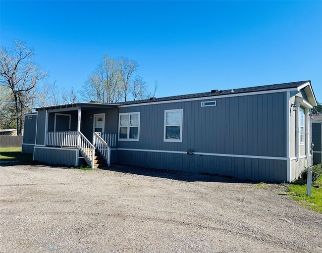 21393 Ruth Dr in New Caney, TX - Building Photo - Building Photo