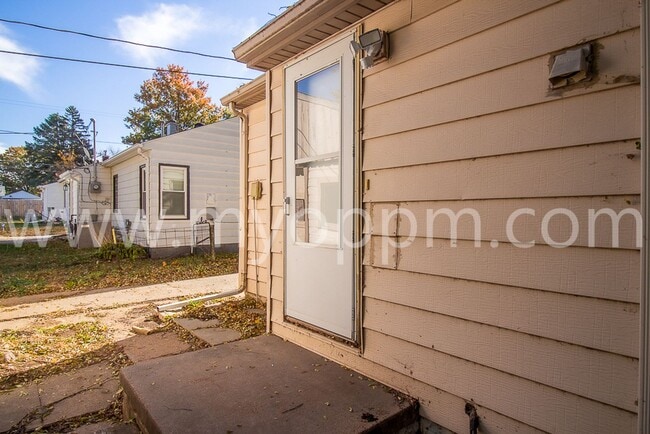 312 W 28th Ave in Bellevue, NE - Building Photo - Building Photo