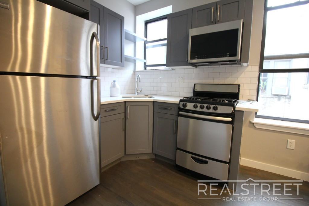 2 BR in Crown Heights! in Brooklyn, NY - Building Photo