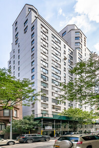 69 E 80th St in New York, NY - Building Photo - Building Photo