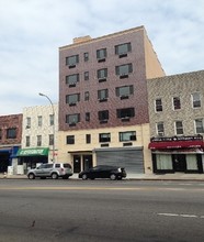 106-09 Northern Blvd in East Elmhurst, NY - Building Photo - Building Photo