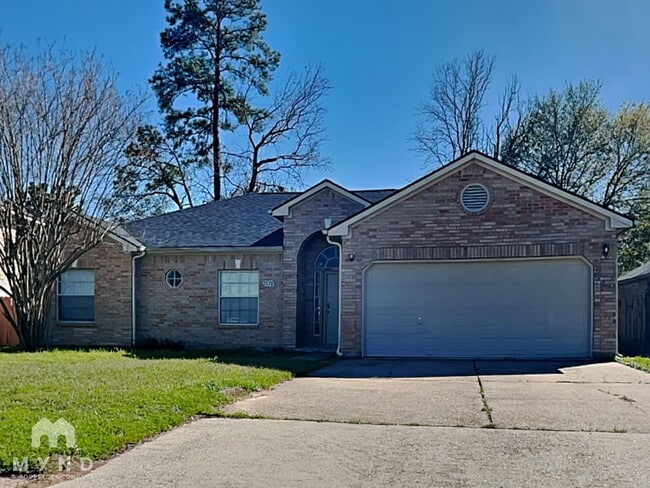 property at 7330 Foxport Ln