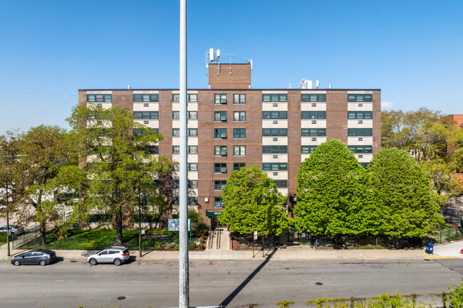 Armour Square and Armour Square Annex in Chicago, IL - Building Photo - Building Photo