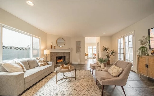 property at 919 Alabama St