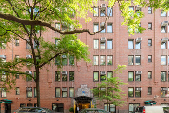 111 E 88th St in New York, NY - Foto de edificio - Building Photo