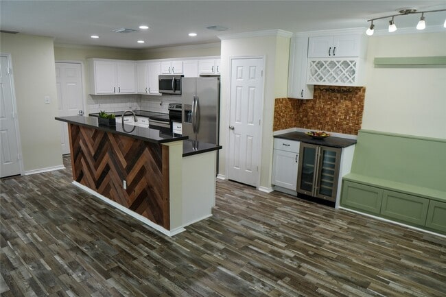 property at 38 Wineberry Pl